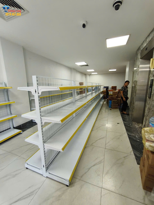 dự án lắp đặt kệ siêu thị lưng lưới tại xuân la tây hồ 